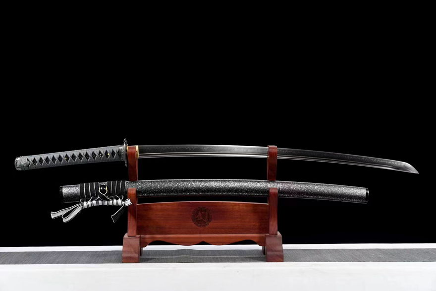 三色铜“青龙刀盘”武士刀（黑檀