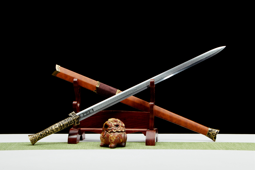 三色铜“青龙刀盘”武士刀（黑檀