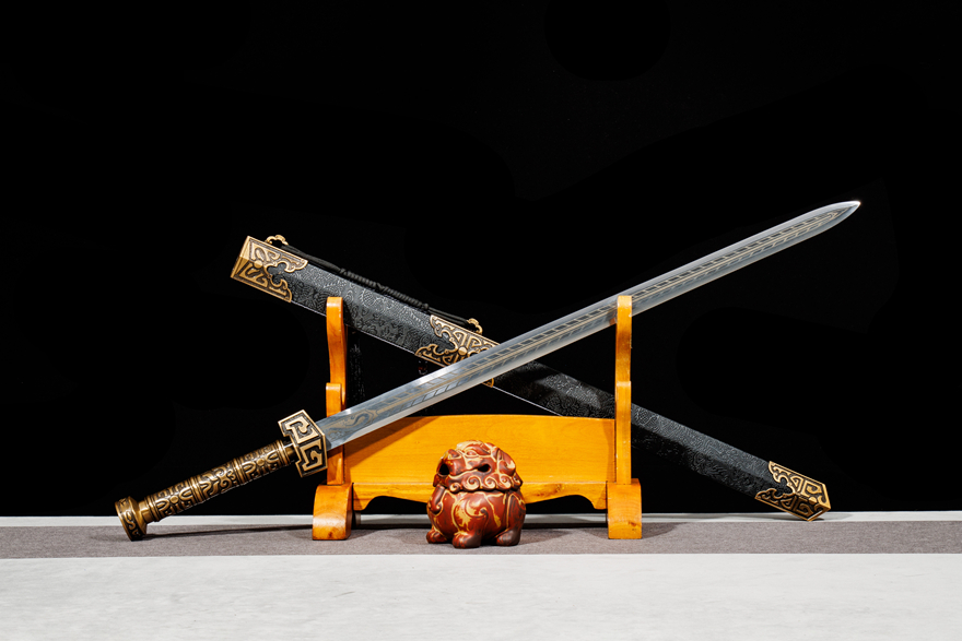 三色铜“青龙刀盘”武士刀（黑檀